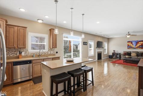 1293 Blue Haven Way Greenwood IN 46143