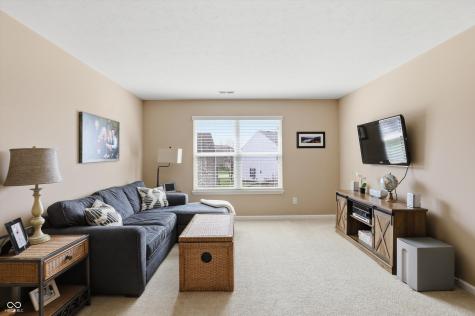 1293 Blue Haven Way Greenwood IN 46143