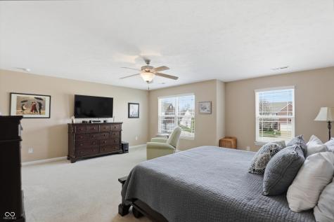 1293 Blue Haven Way Greenwood IN 46143