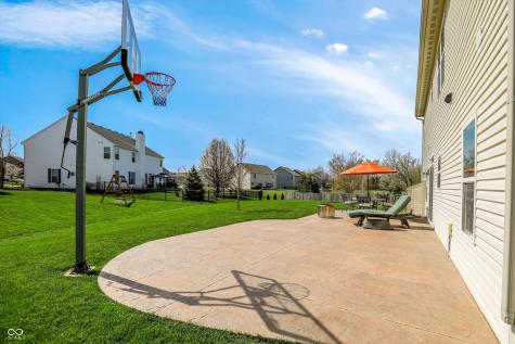 1293 Blue Haven Way Greenwood IN 46143