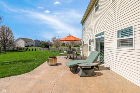 1293 Blue Haven Way Greenwood IN 46143
