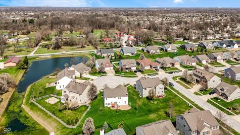 1293 Blue Haven Way Greenwood IN 46143