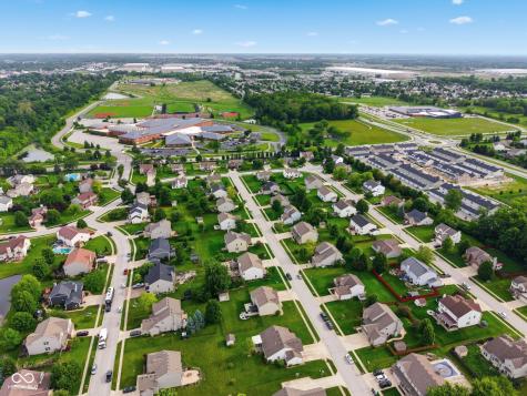 1662 Sagemeadow Drive Brownsburg IN 46112