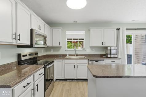 1662 Sagemeadow Drive Brownsburg IN 46112