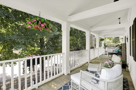 340 W Poplar Street Zionsville IN 46077