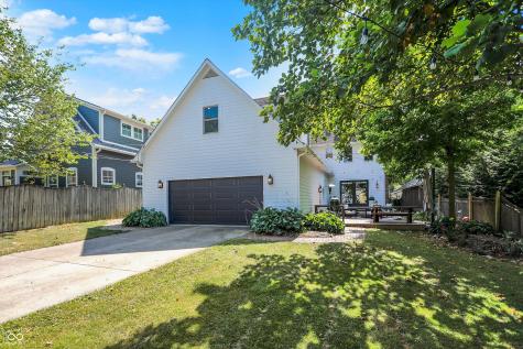 340 W Poplar Street Zionsville IN 46077
