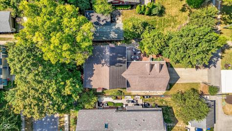 340 W Poplar Street Zionsville IN 46077