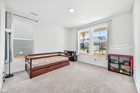 3073 Creekridge Court Columbus IN 47201