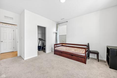 3073 Creekridge Court Columbus IN 47201