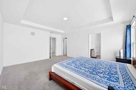 3073 Creekridge Court Columbus IN 47201