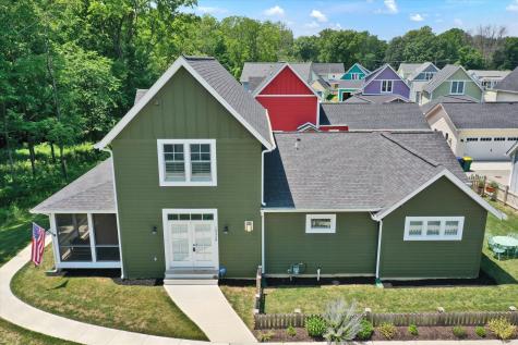 10458 Robinwood Court Zionsville IN 46077