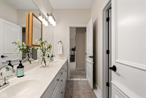 12153 Bayhill Drive Carmel IN 46033