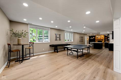 12153 Bayhill Drive Carmel IN 46033