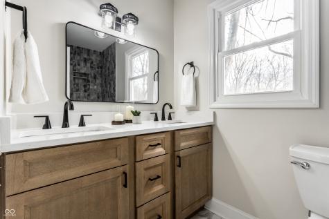 11809 Pebble Brook Lane Carmel IN 46033