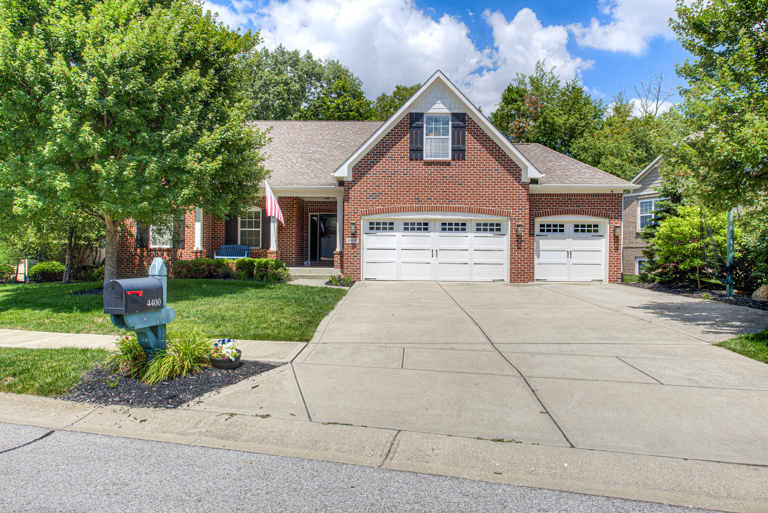 4400 Nottinghill Drive Avon IN 46123