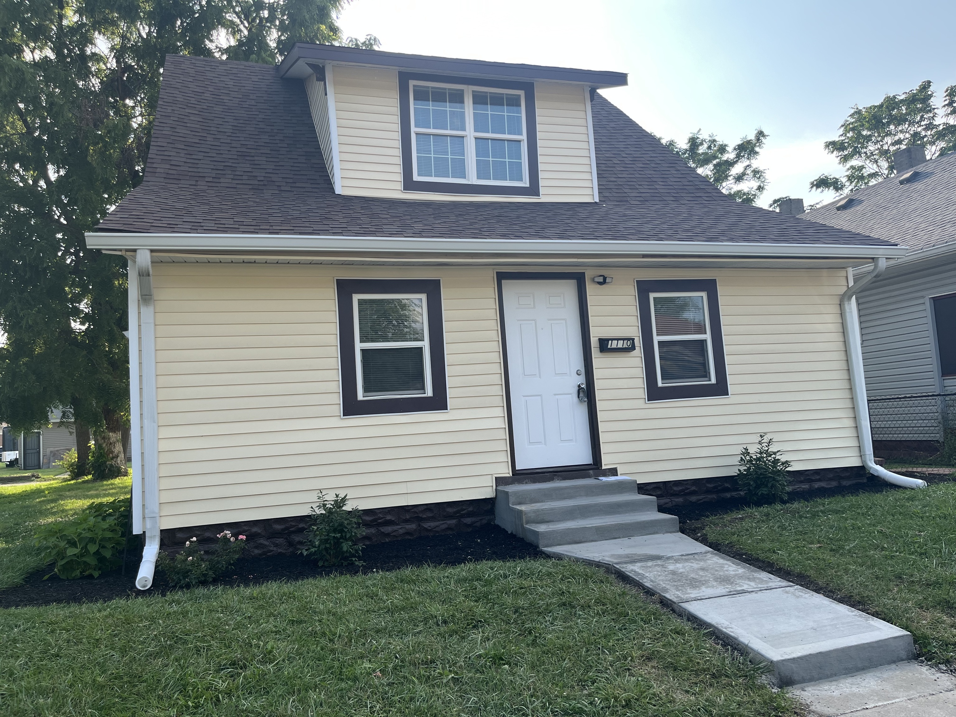 1110 N Mount Street Indianapolis IN 46222