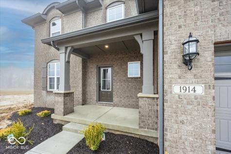 1914 Delp Court Avon IN 46123