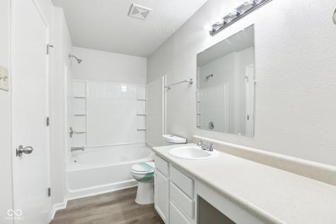 13355 Heroic Way Fishers IN 46037