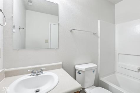 13355 Heroic Way Fishers IN 46037