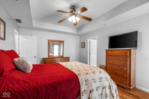 6115 E Prairie Stream Way Columbus IN 47203