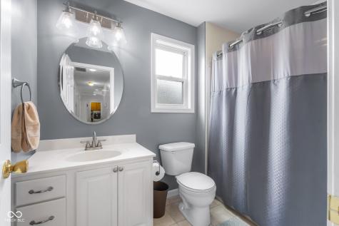 6115 E Prairie Stream Way Columbus IN 47203