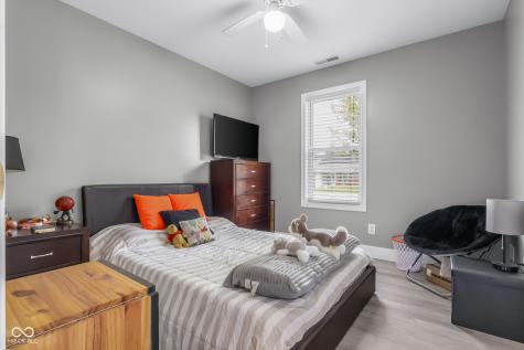 6115 E Prairie Stream Way Columbus IN 47203
