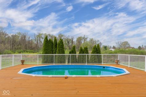 6115 E Prairie Stream Way Columbus IN 47203