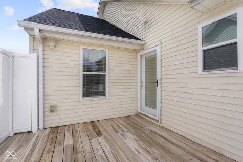 6115 E Prairie Stream Way Columbus IN 47203