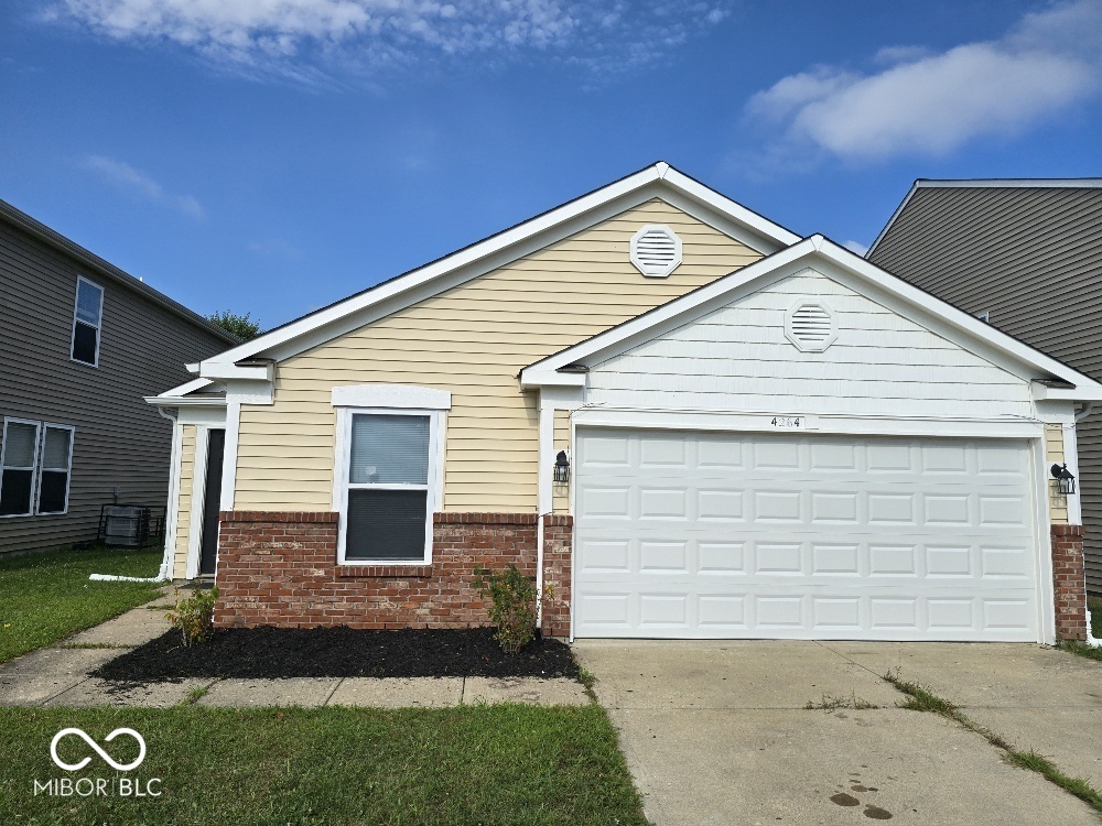 4264 Arches Court Indianapolis IN 46235