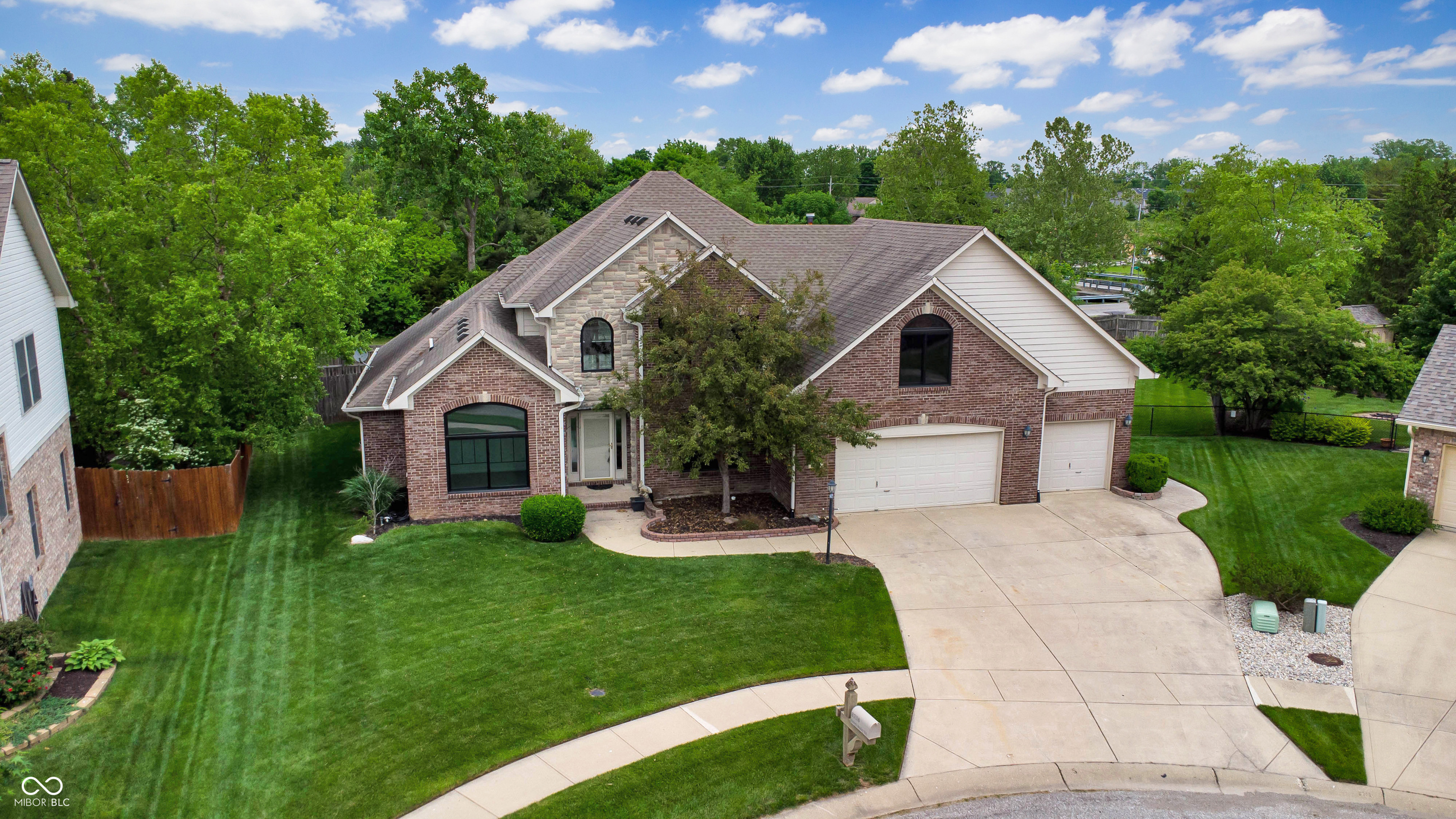 8338 Hunters Meadow Way Indianapolis IN 46259