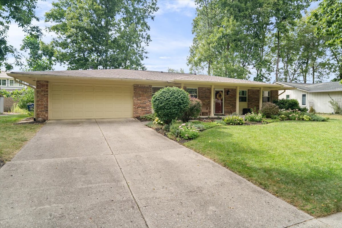 438 Oak Drive Carmel IN 46032