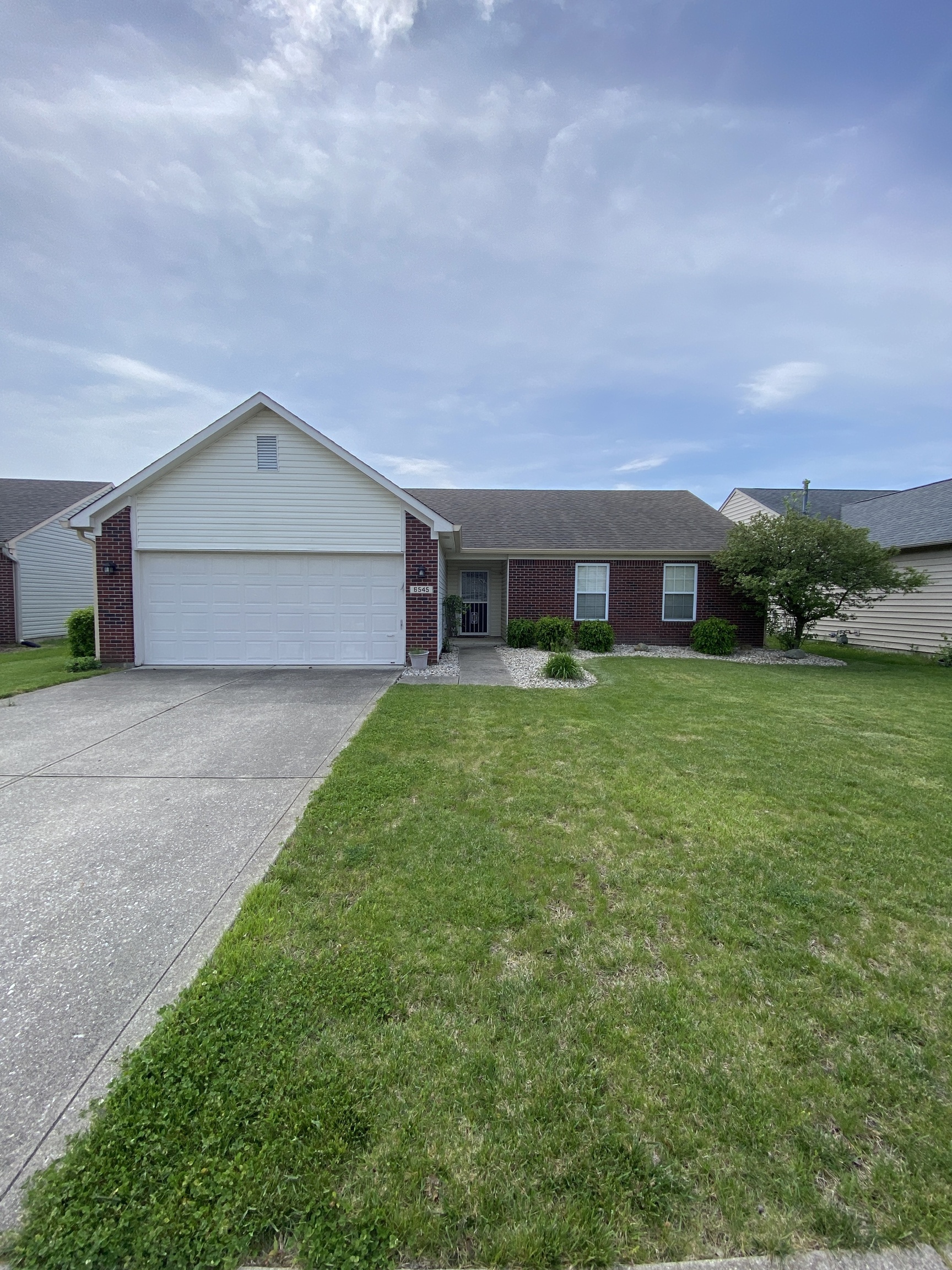 6545 Southern Ridge Drive Indianapolis IN 46237