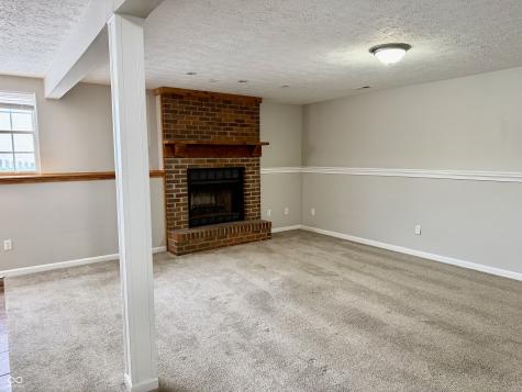 7943 Cardinal Cove W Indianapolis IN 46256