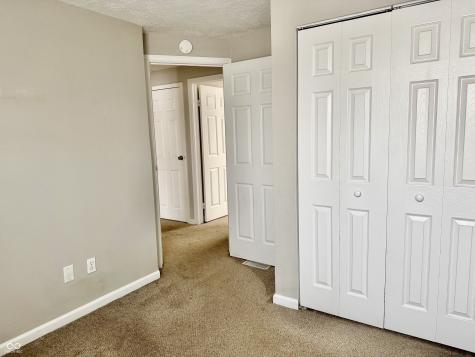 7943 Cardinal Cove W Indianapolis IN 46256