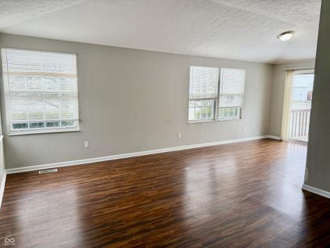 7943 Cardinal Cove W Indianapolis IN 46256