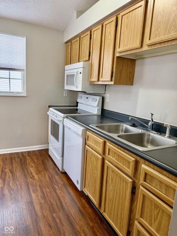 7943 Cardinal Cove W Indianapolis IN 46256