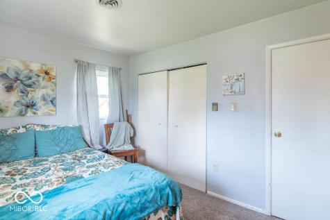 1204 Dusty Trail Greenwood IN 46142