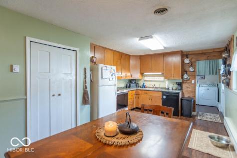 1204 Dusty Trail Greenwood IN 46142