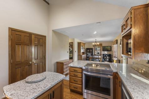 8017 Raindance Trail Indianapolis IN 46239