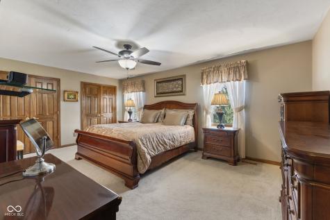 8017 Raindance Trail Indianapolis IN 46239