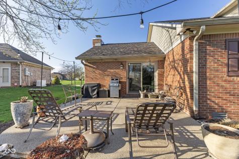 8017 Raindance Trail Indianapolis IN 46239