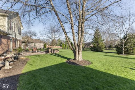 8017 Raindance Trail Indianapolis IN 46239