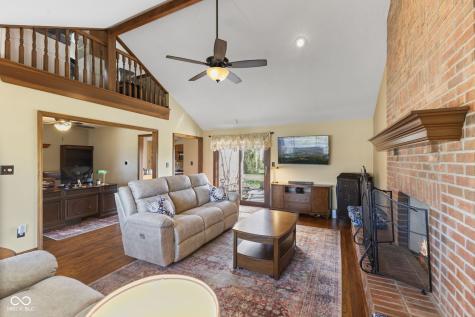 8017 Raindance Trail Indianapolis IN 46239