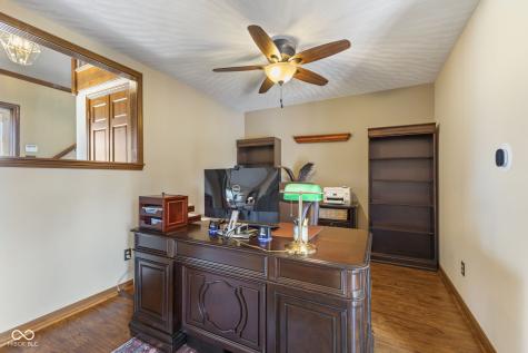 8017 Raindance Trail Indianapolis IN 46239