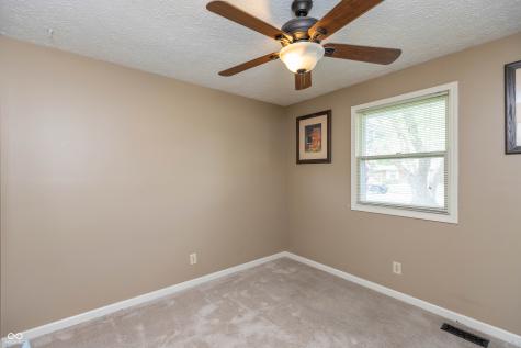 437 Schleter Court Seymour IN 47274