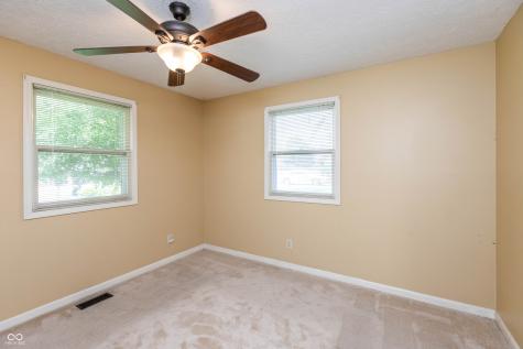 437 Schleter Court Seymour IN 47274