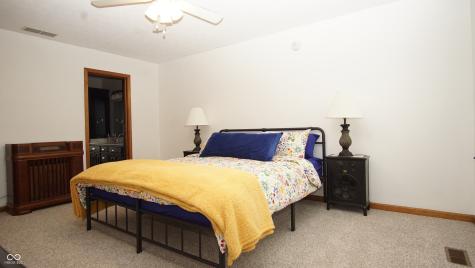 375 Nottinghill Court Indianapolis IN 46234