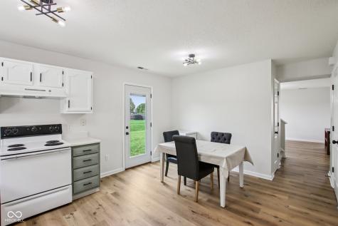 3642 Limelight Lane Whitestown IN 46075