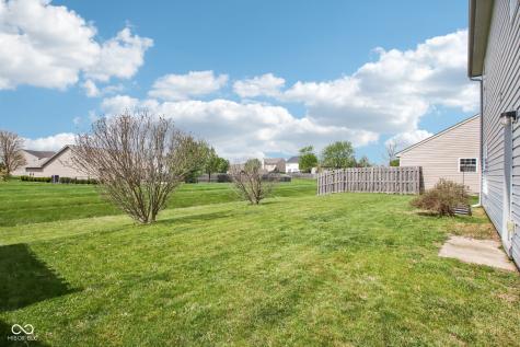 3642 Limelight Lane Whitestown IN 46075
