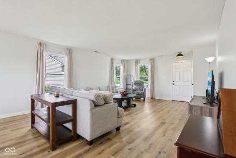 3642 Limelight Lane Whitestown IN 46075